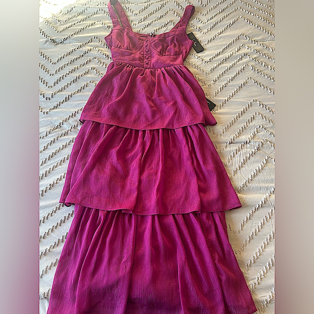Brand new! Bustier top, dress has some shine and beautiful tiered length
